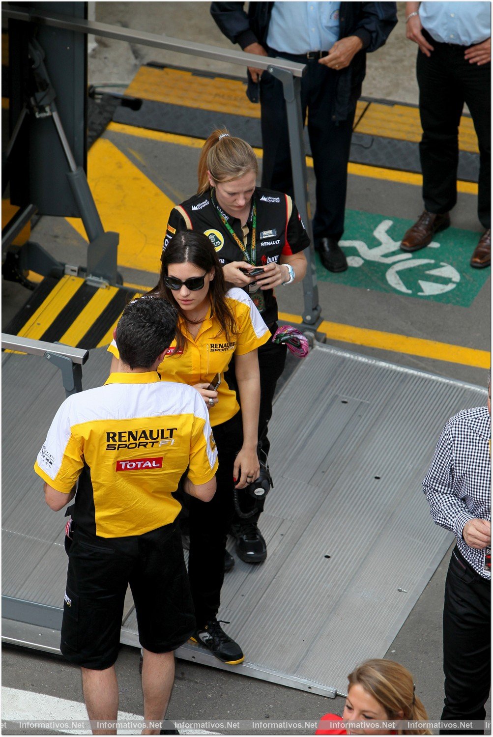 Montmeló-BCN11MAY013.- El Paddock Club F1. Un lugar privilegiado para VIPs donde las carreras de Fórmula 1 se viven de otra manera