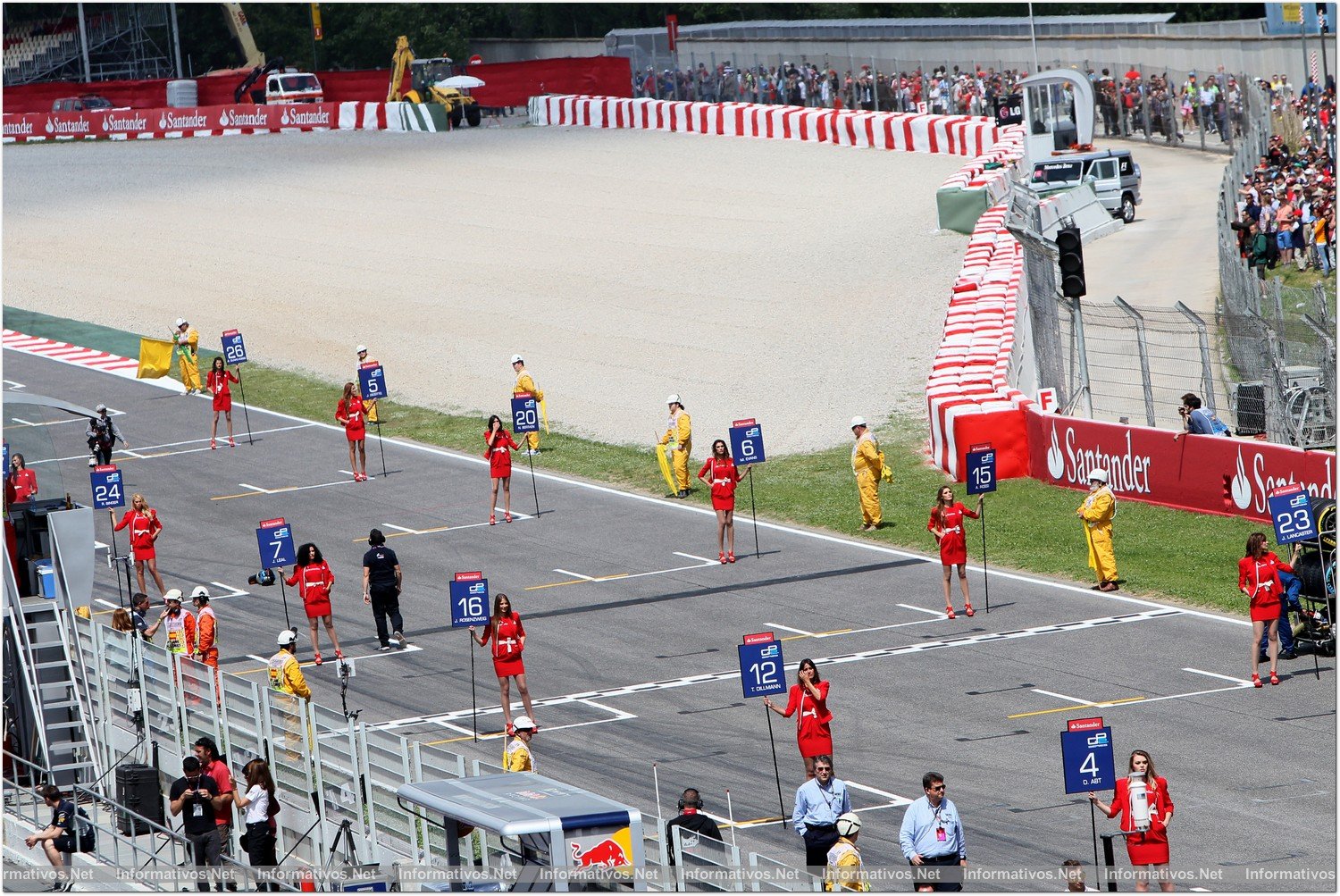 Montmeló-BCN11MAY013.- El Paddock Club F1. Un lugar privilegiado para VIPs donde las carreras de Fórmula 1 se viven de otra manera