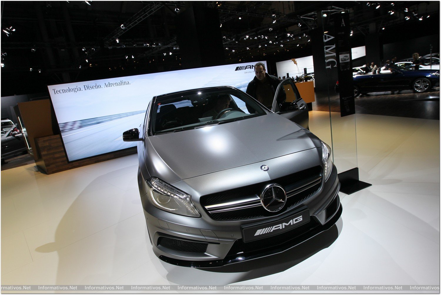 BCN9MAY01.- Salón Internacional del Automóvil. 