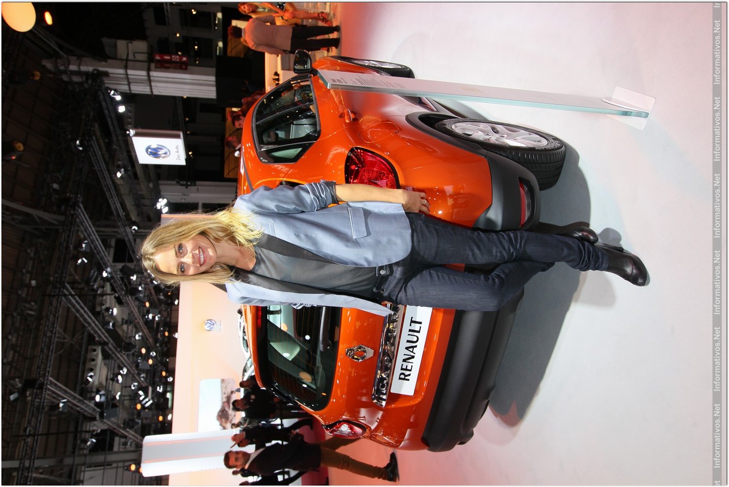 BCN9MAY01.- Salón Internacional del Automóvil. Noche VIP del Motor, previa a la apertura al público del Salón