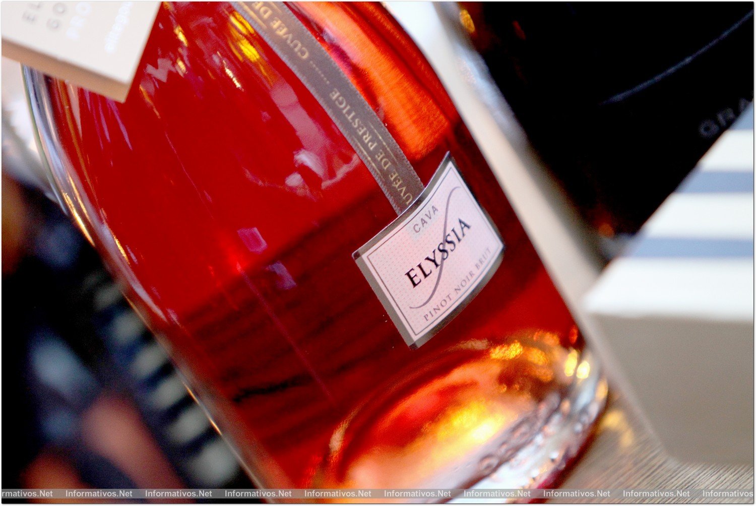 BCN20MARZ013.- Presentación de  mABEs, el libro de los "Mejores Alimentos y Bebidas de España" seleccionados por Elite Gourmet 2013. 