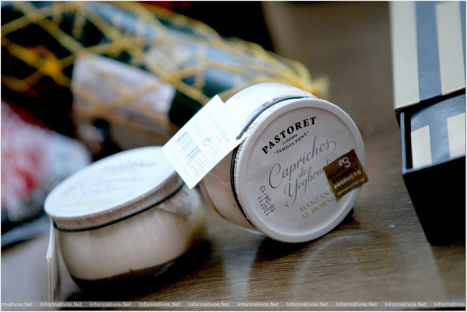 BCN20MARZ013.- Presentación de  mABEs, el libro de los "Mejores Alimentos y Bebidas de España" seleccionados por Elite Gourmet 2013. 