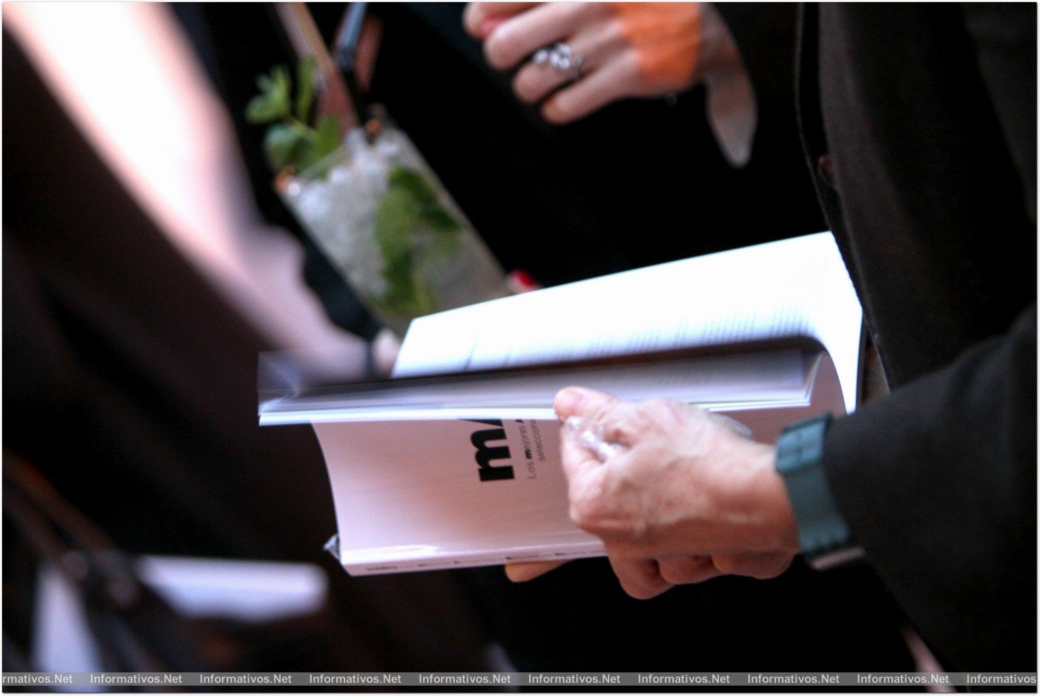 BCN20MARZ013.- Presentación de  mABEs, el libro de los "Mejores Alimentos y Bebidas de España" seleccionados por Elite Gourmet 2013. 