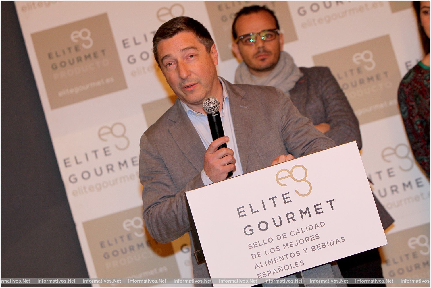 BCN20MARZ013.- Presentación de  mABEs, el libro de los "Mejores Alimentos y Bebidas de España" seleccionados por Elite Gourmet 2013. Joan Roca, El Celler de Can Roca