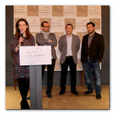 :: Pulse para Ampliar :: BCN20MARZ013.- Presentación de  mABEs, el libro de los "Mejores Alimentos y Bebidas de España" seleccionados por Elite Gourmet 2013. Alejandra Ansón, secretaria general de Elite Gourmet