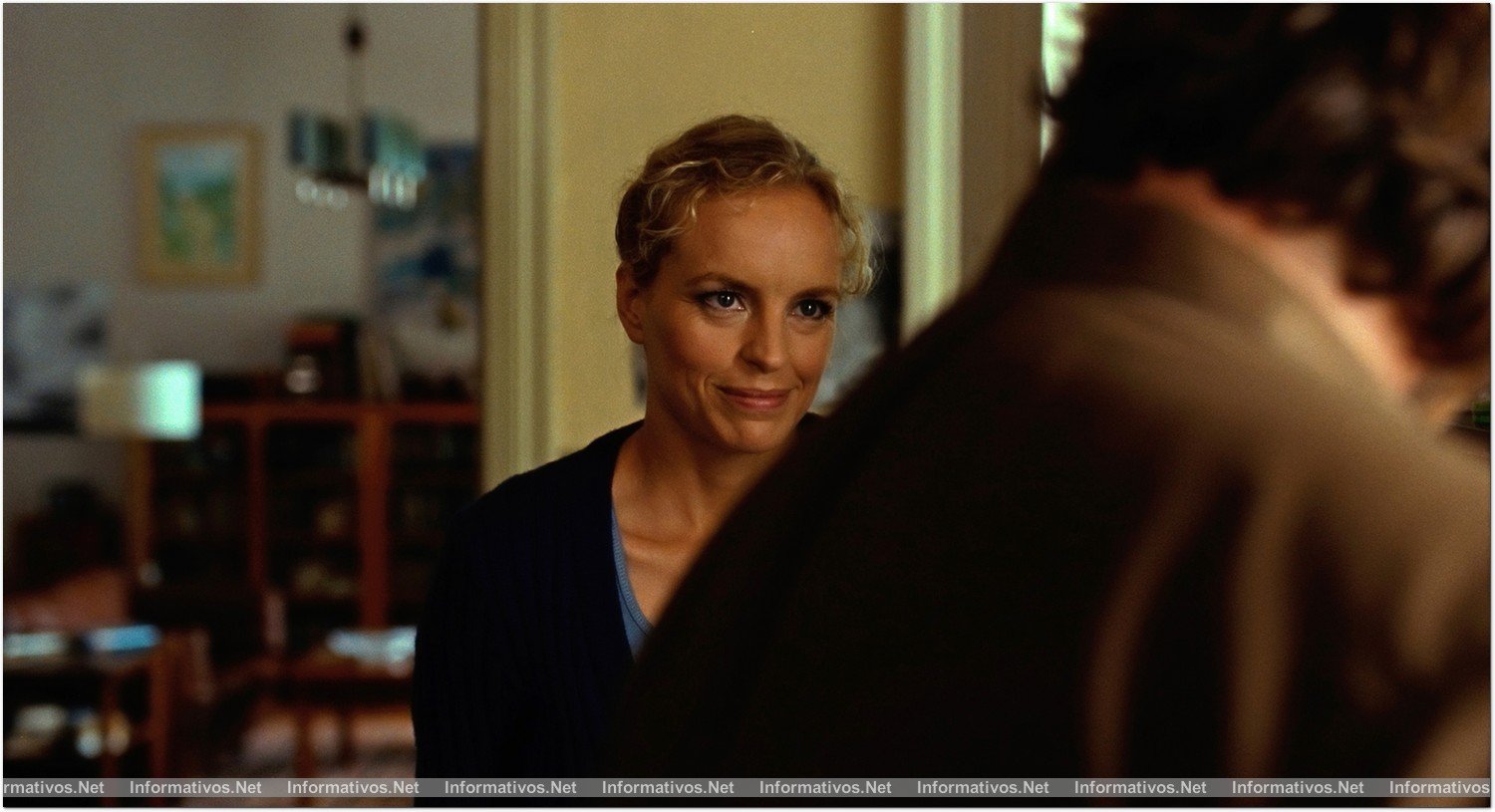 29.08.2011 Kirchmöser / Brandenburg.- DREHARBEITEN  Barbara ein Film von Christian Petzold mit Nina Hoss