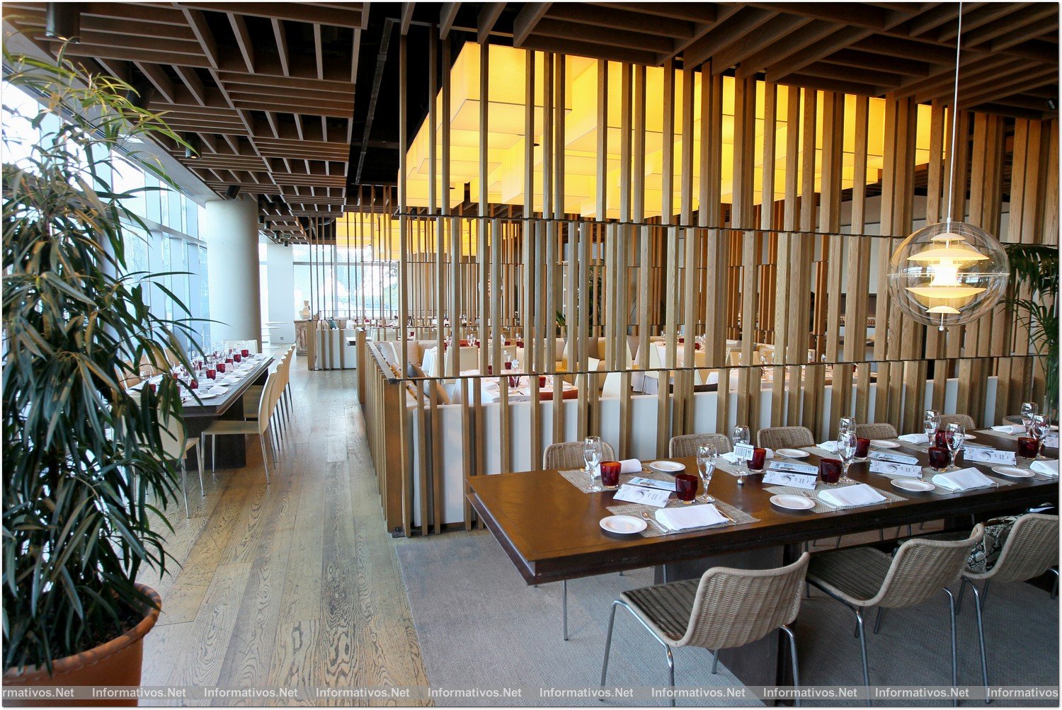 BCN9ABR013.- Premio "Chef Millesime by Cruz Campo Gran Reserva" a Jordi Roca, del Celler de Can Roca. Restaurante Bravo en el Hotel W Barcelona
