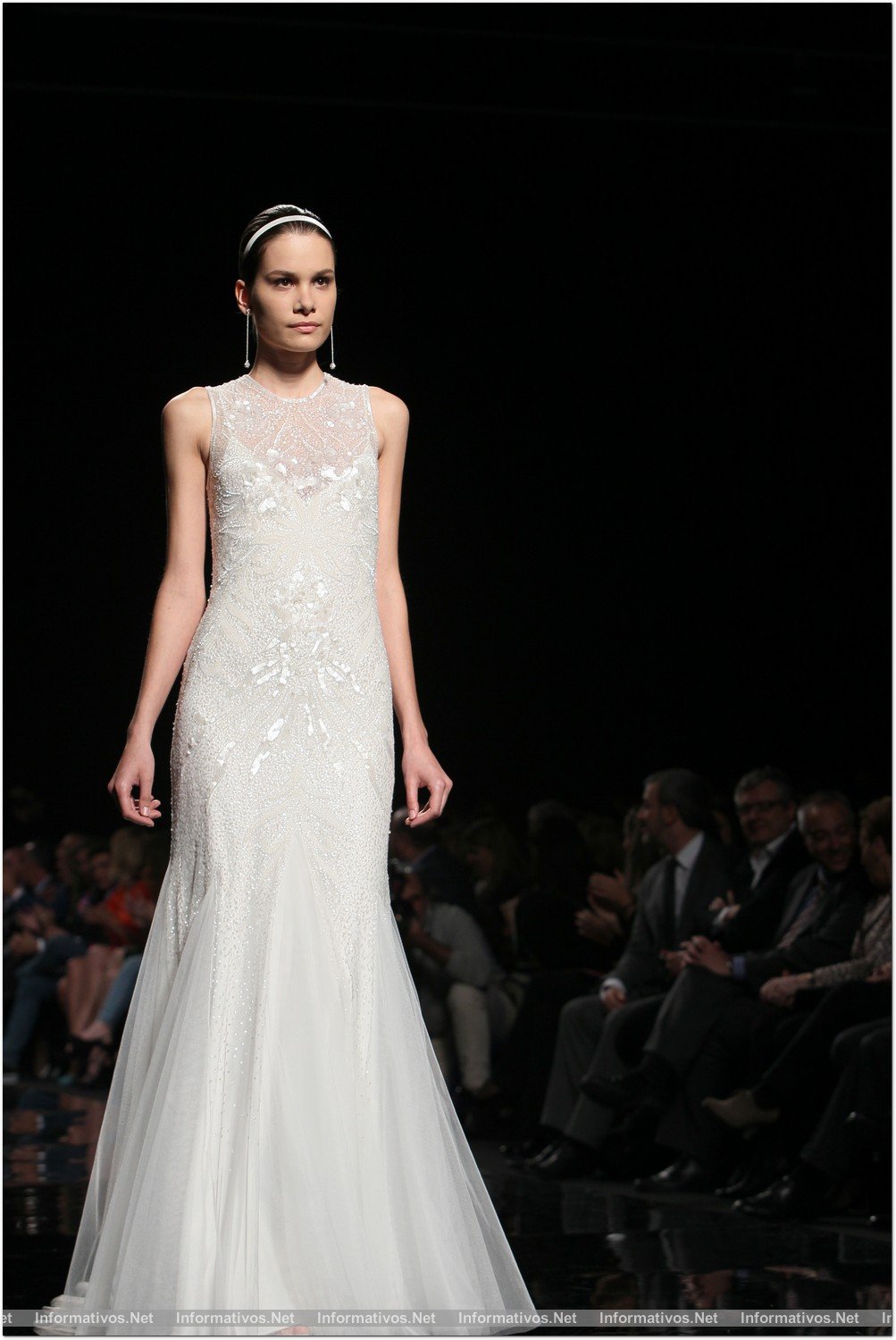 BCN30ABR013.- Barcelona Bridal Week- Pasarela Gaudí: Rosa Clará