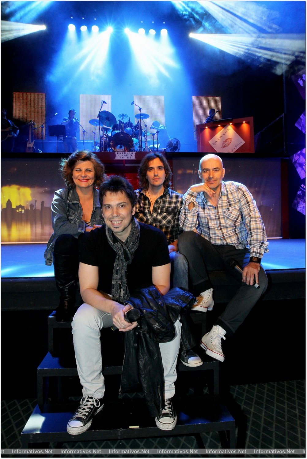 BCN15MAY013.- El director y productor Juanfran Senabre nos habla de su último show “Escuela de calor” a unas horas de su estreno. Paula Sebastián, Joaquin Padilla (Iguana Tango), Alberto Comesaña (Amistades Peligrosas) y Pablo Perea, abajo (La Trampa)