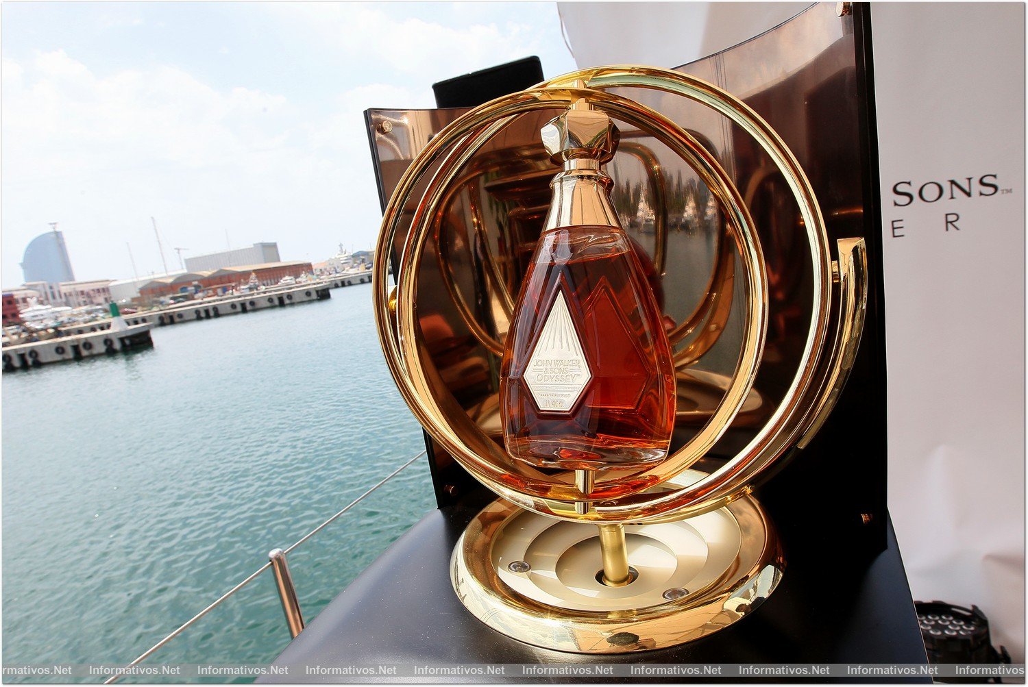 BCN17JUN013.- El velero John Walker & Sons Voyager celebra en Barcelona el “Game Changer Event”. 