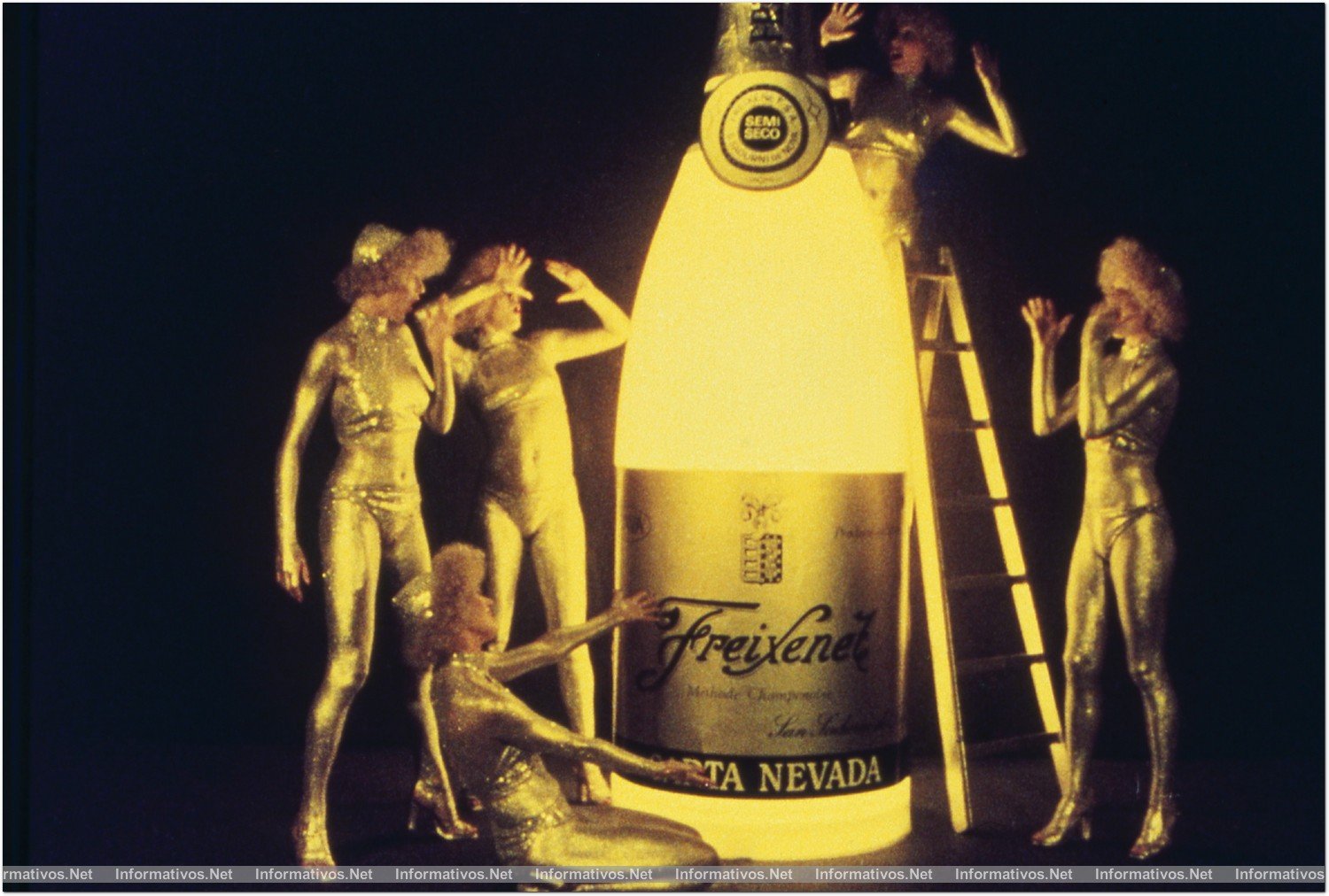 BCN18OCT013.- Escena de uno de los famosos spots publicitarios de Freixenet con las 'Burbujas' como protagonistas