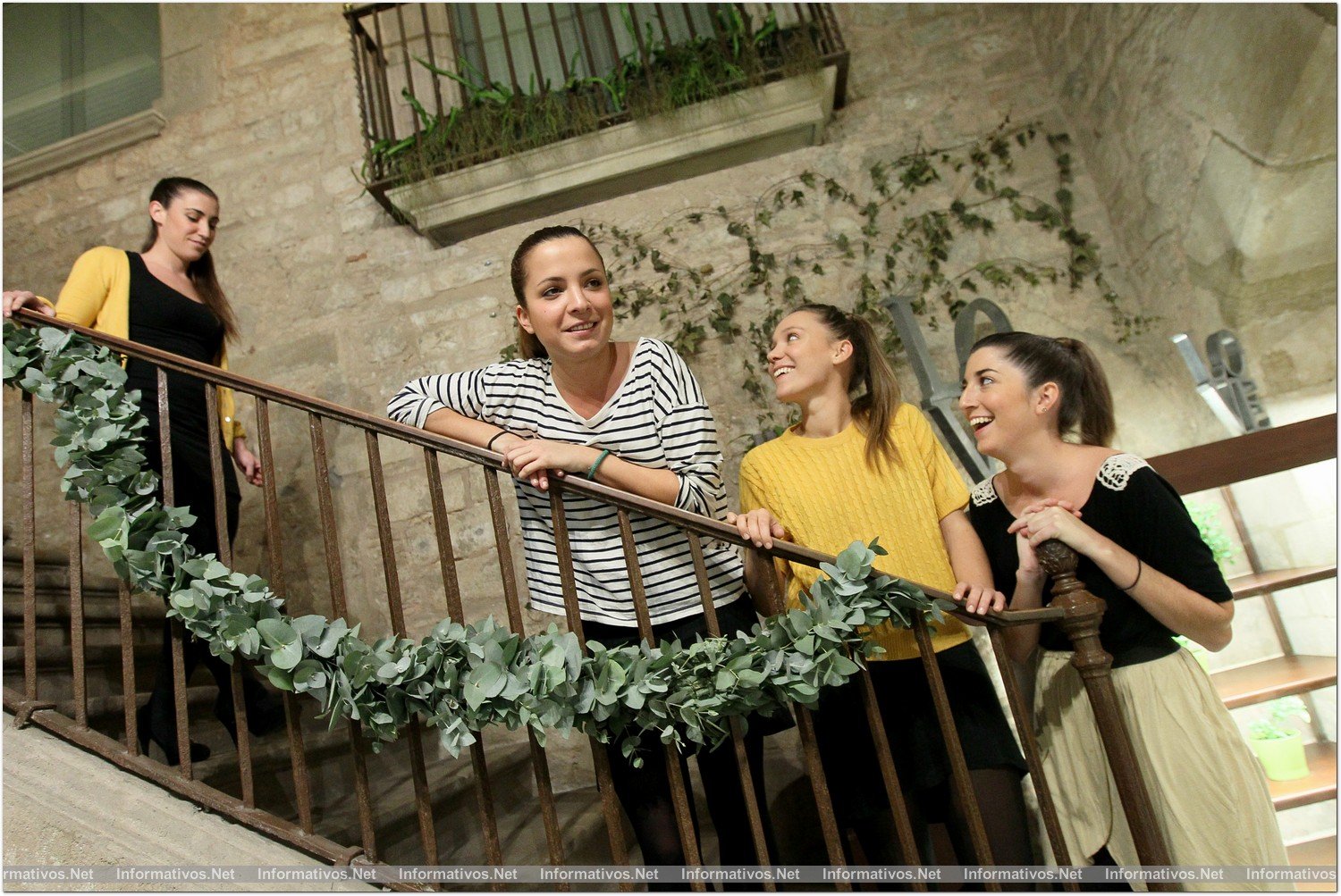 BCN12NOV013.- La diseñadora Roser Marcé reivindica la costura presentando sus modelos de novia “in toile” en su atelier, en el Mercat Princesa del Born.