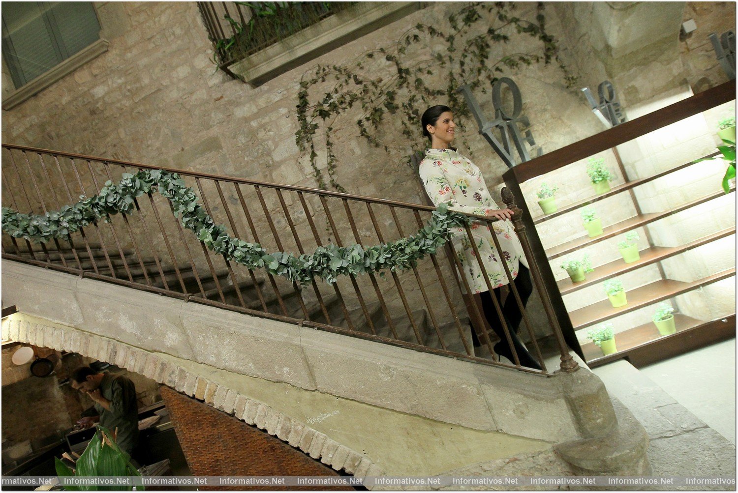 BCN12NOV013.- La diseñadora Roser Marcé reivindica la costura presentando sus modelos de novia “in toile” en su atelier, en el Mercat Princesa del Born.