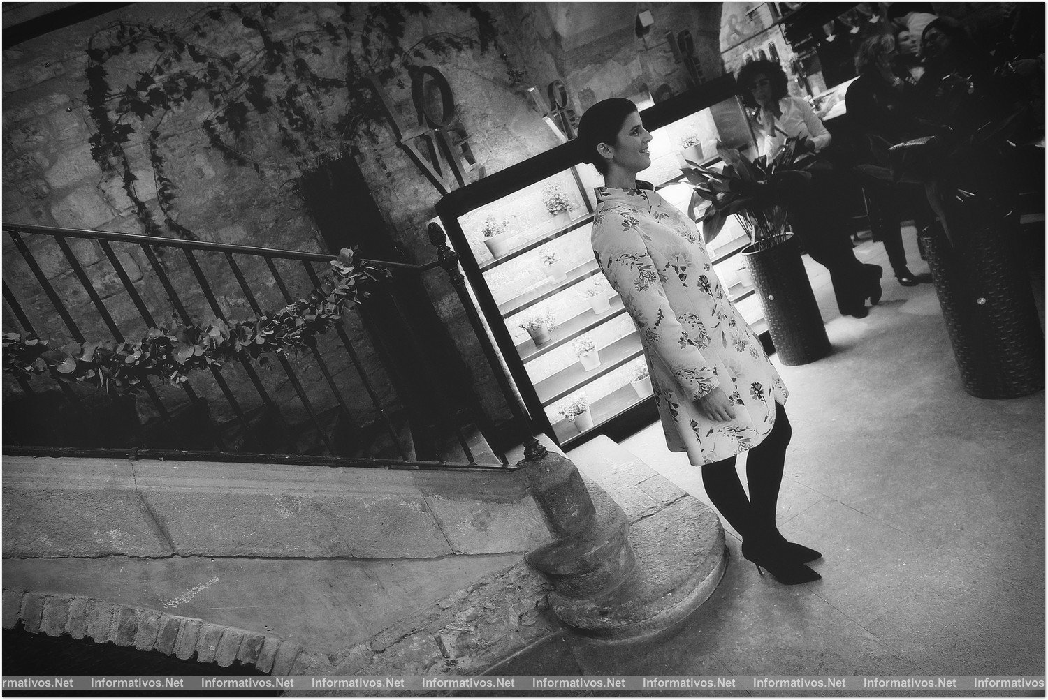 BCN12NOV013.- La diseñadora Roser Marcé reivindica la costura presentando sus modelos de novia “in toile” en su atelier, en el Mercat Princesa del Born.