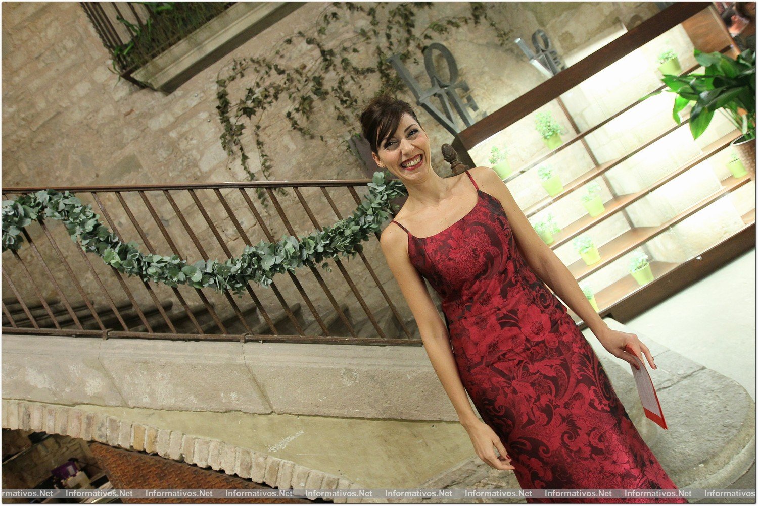 BCN12NOV013.- La diseñadora Roser Marcé reivindica la costura presentando sus modelos de novia “in toile” en su atelier, en el Mercat Princesa del Born.