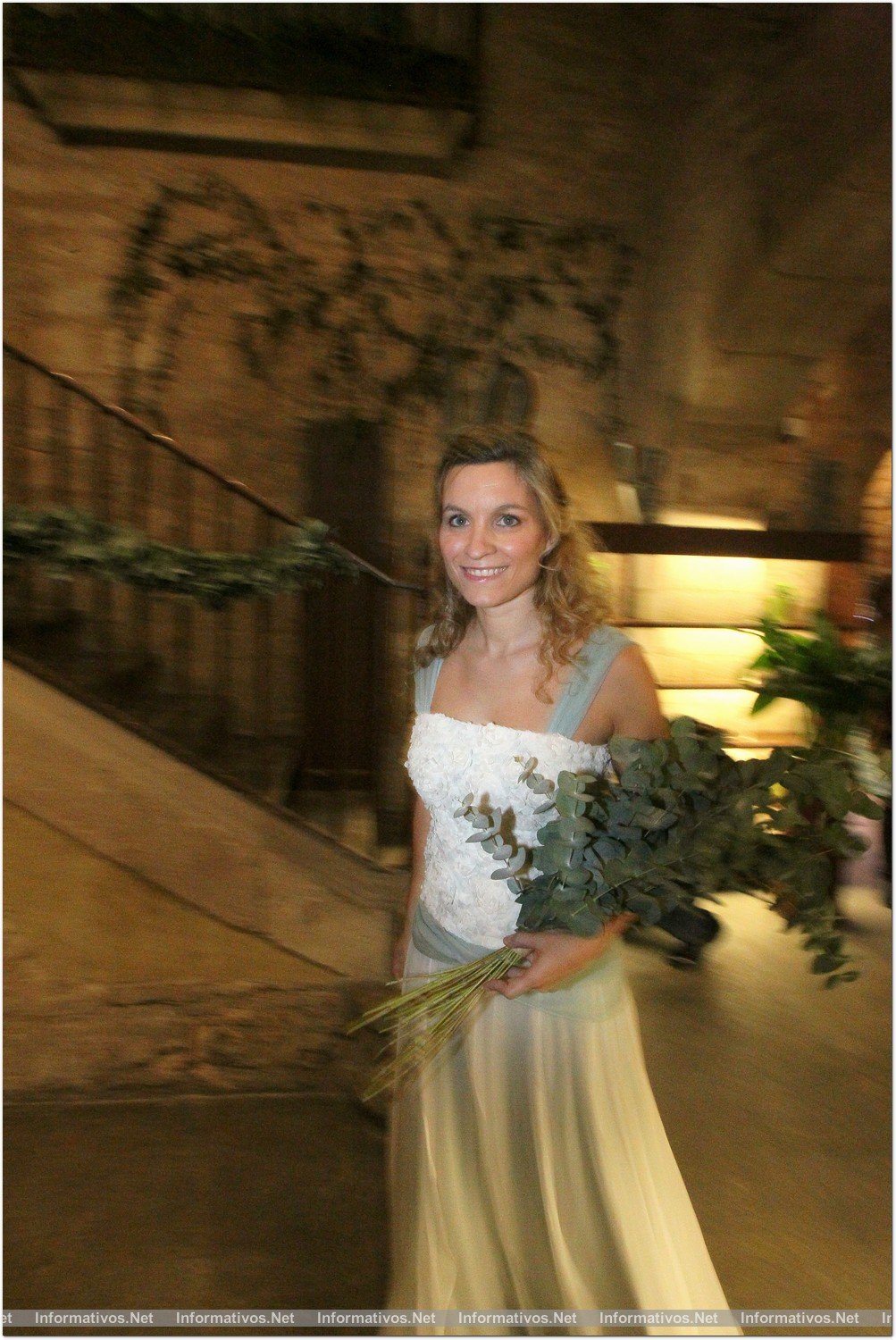 BCN12NOV013.- La diseñadora Roser Marcé reivindica la costura presentando sus modelos de novia “in toile” en su atelier, en el Mercat Princesa del Born.