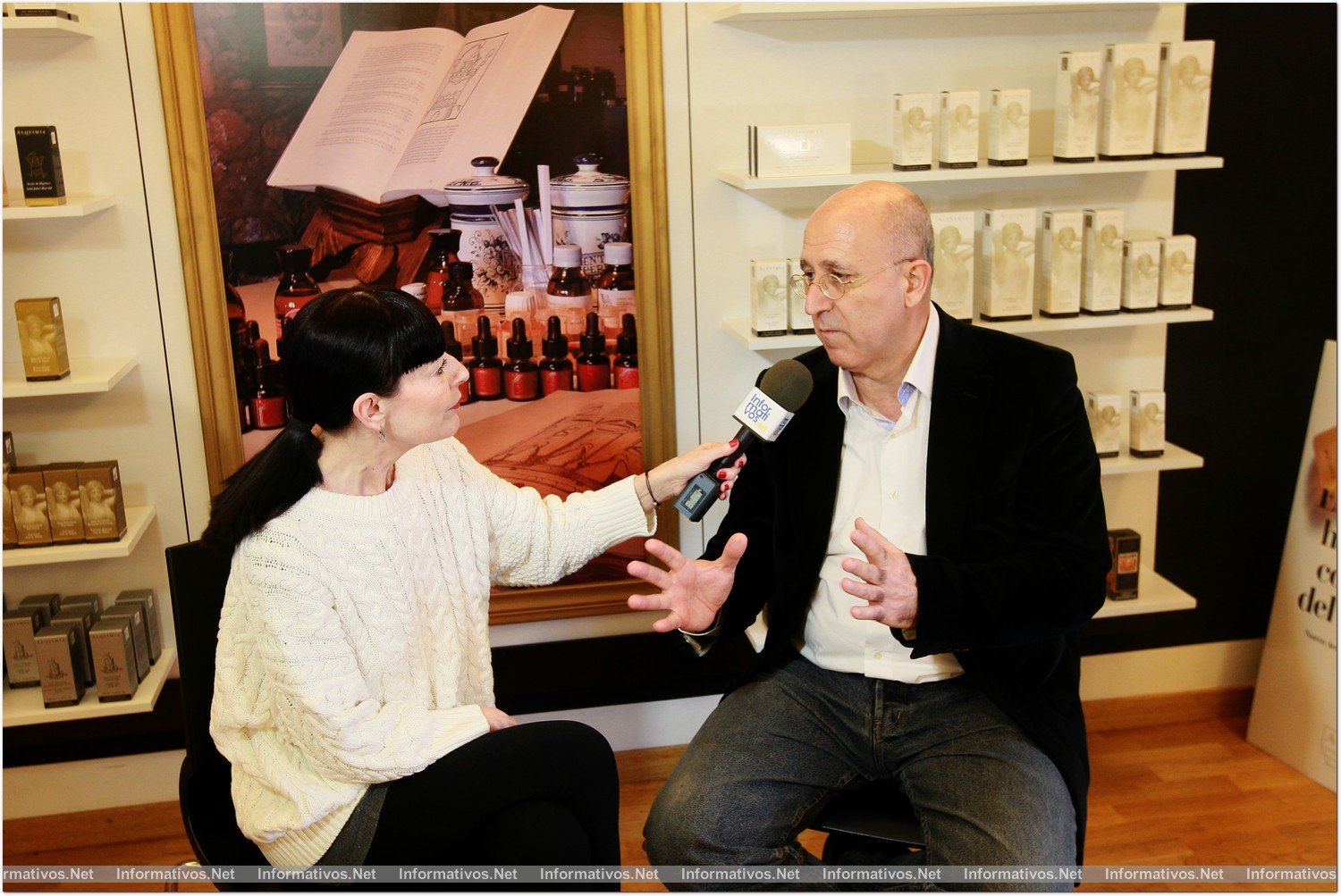 BCN6MAR2014.- Idili Lizcano, Fundador y Director Gerente de Alqvimia, entrevistado por Gema Castellano