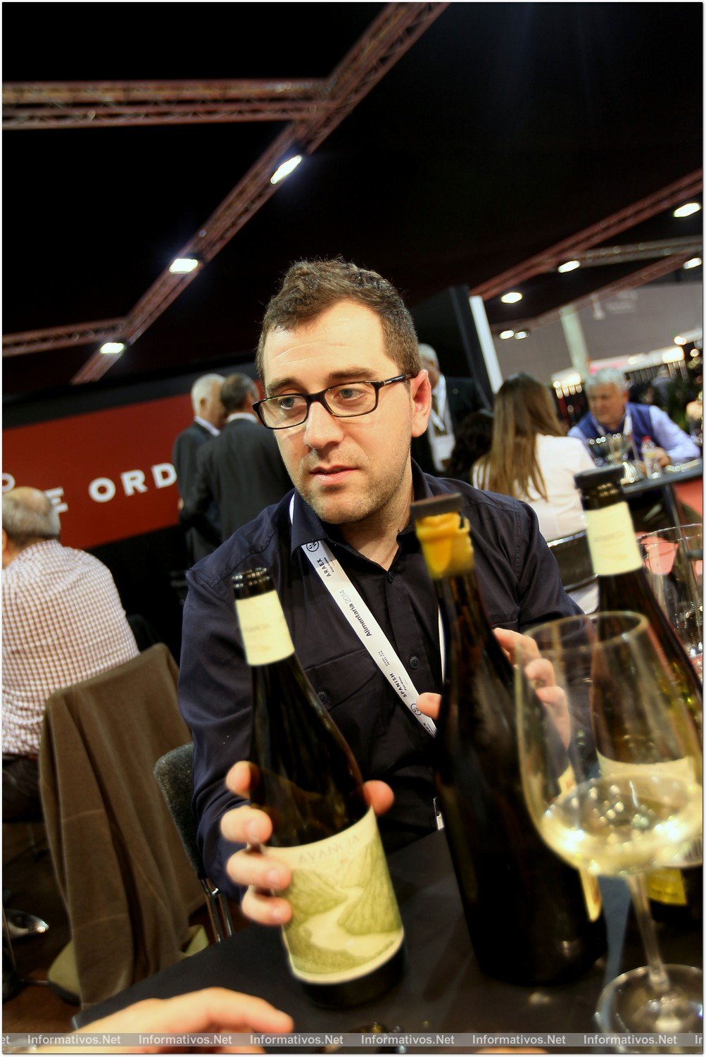 BCN Alimentaria 2014. Nacho Alvarez, enólogo de Bodegas Jorge Ordoñez, un espacio de la zona Premium donde degustar desde los vinos que aún están 'por hacer' hasta los vinos más exclusivos.