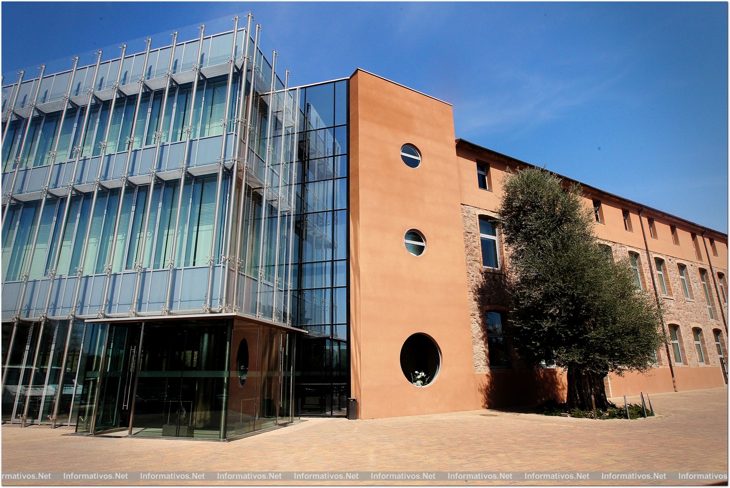 Manresa14ABR014.- El Guix, espacio en el que, en el año 2007, TOUS se instaló definitivamente, después de que el arquitecto Josep Mª Esquius lo convirtiera en un bellísimo espacio multidisciplinar