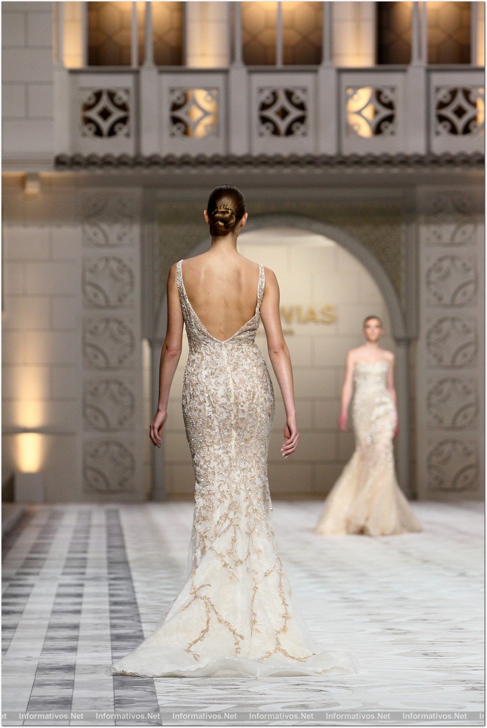 BCN9MAY014.- Desfile Pronovias colección 2015.