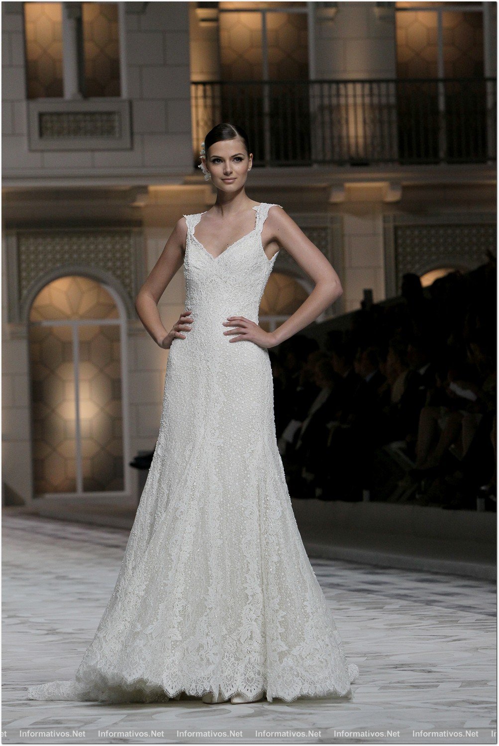 BCN9MAY014.- Desfile Pronovias colección 2015.