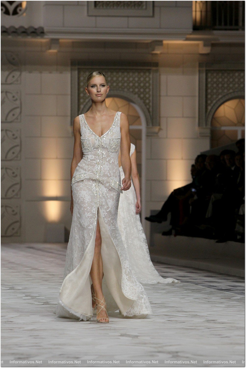 BCN9MAY014.- Desfile Pronovias colección 2015.