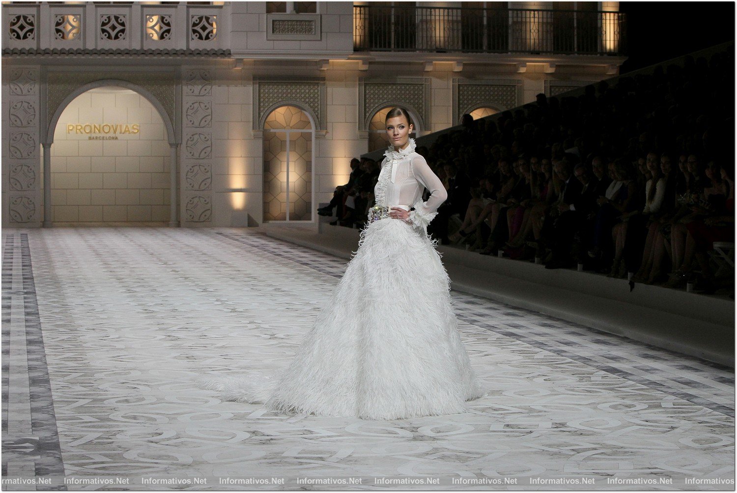 BCN9MAY014.- Desfile Pronovias colección 2015.