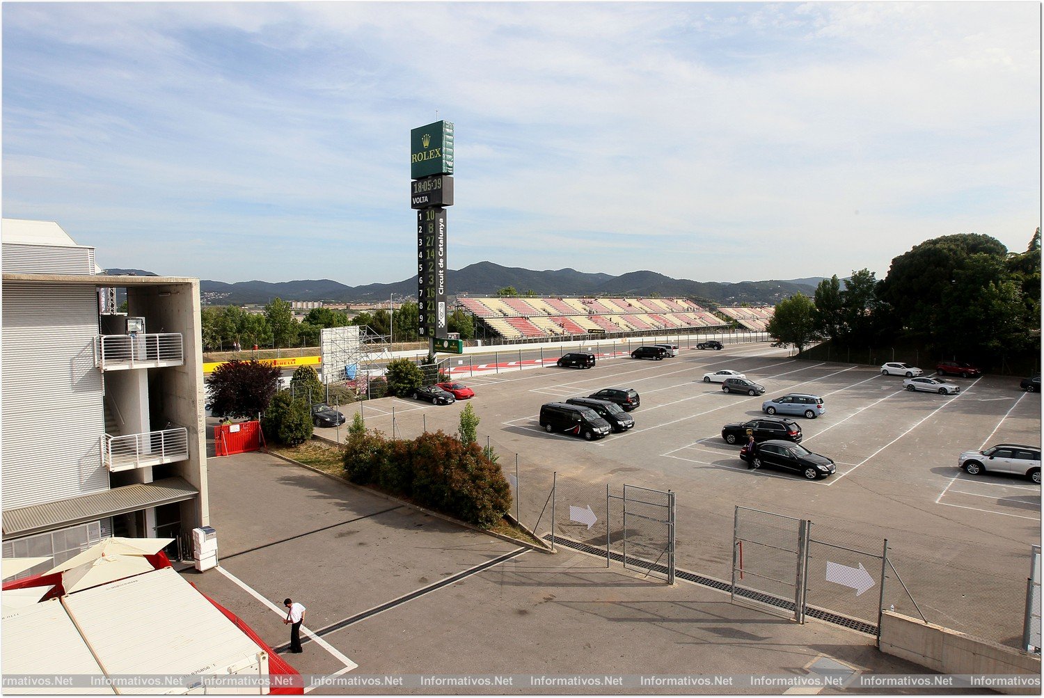 MAY2014.- Paddock Club F1, el lugar más exclusivo para disfrutar del Campeonato de España de Fórmula Uno; goza de un parking privado de acceso directo.