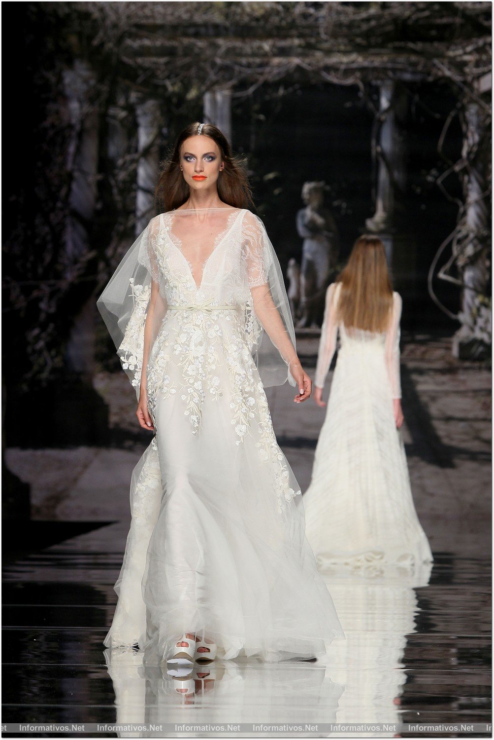 MAY014.- Barcelona Bridal Week - Gaudí Novias: Yolan Cris