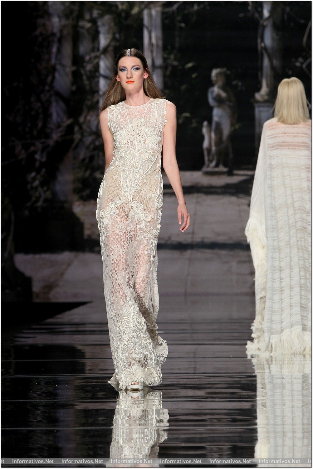 MAY014.- Barcelona Bridal Week - Gaudí Novias: Yolan Cris