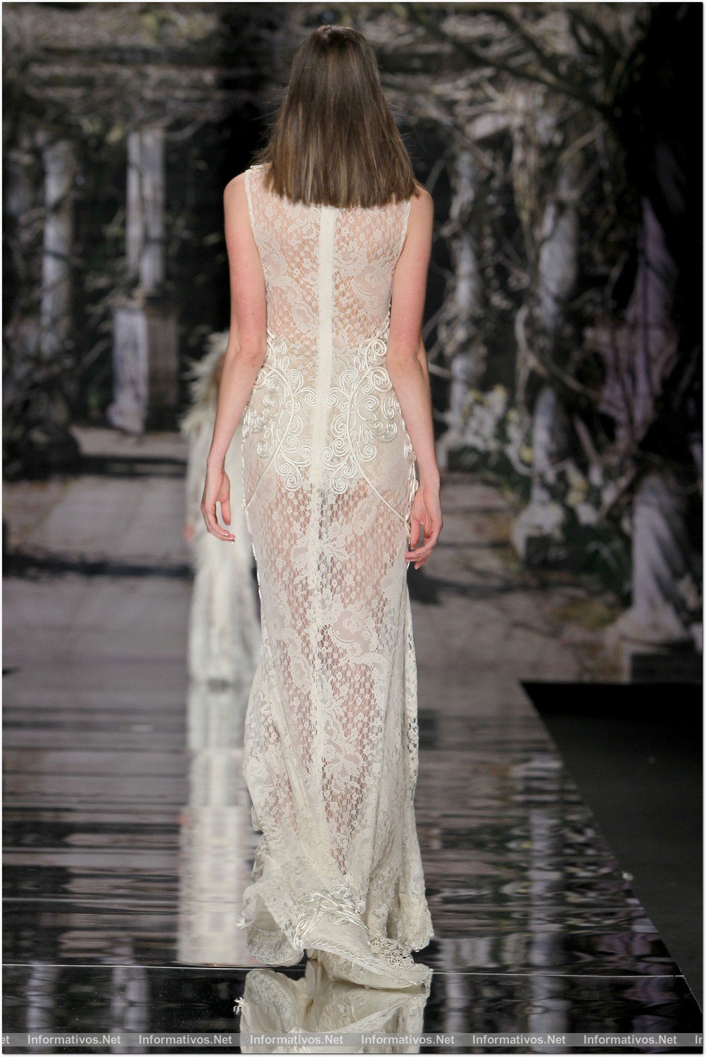 MAY014.- Barcelona Bridal Week - Gaudí Novias: Yolan Cris