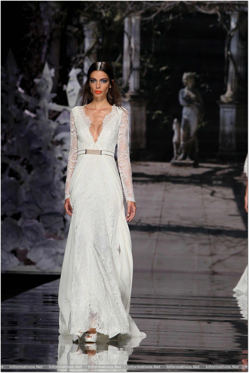 MAY014.- Barcelona Bridal Week - Gaudí Novias: Yolan Cris