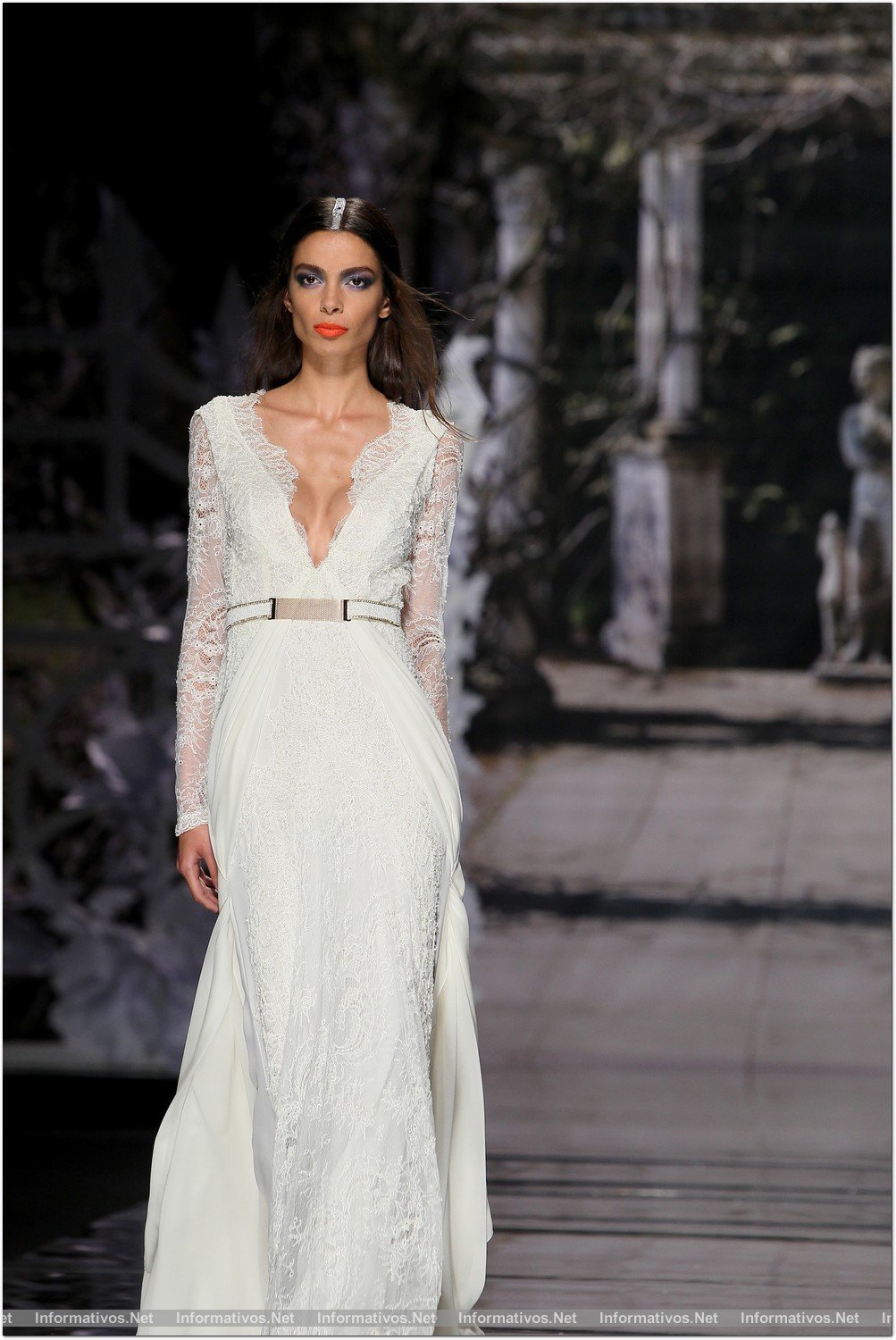 MAY014.- Barcelona Bridal Week - Gaudí Novias: Yolan Cris