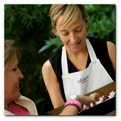 :: Pulse para Ampliar :: BCNMAY014.- Del 12 de mayo al 8 de junio, en horario ininterrumpido de 15:00 a 24:00 h.,  el jardín del hotel Alma Barcelona acoge una experiencia sensorial única en torno al que está considerado el mejor ron del mundo y reconocido como una de las 100 firmas de lujo más prestigiosas a nivel internacional.