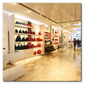 :: Pulse para Ampliar :: BCN22MAY014.- Longchamp inaugura su 'flagship store' en Pº de Gracia de Barcelona