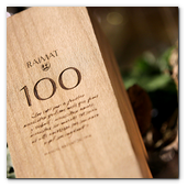 :: Pulse para Ampliar :: Raimat-Lleida 02OCT014.-Celebración  Centenario de la Bodega Raimat. Para conmemorarlo, 603 botellas en edición limitada de un vino elaborado con uva de la mejor viña de 2013 tratada con un mimo especial, situada en las mejores parcelas de Chardonnay y de Xarel.lo. Se comercializará a partir de la primavera de 2015, en tiendas especializadas y en las misma bodega, a un precio aproximado de 100 euros.