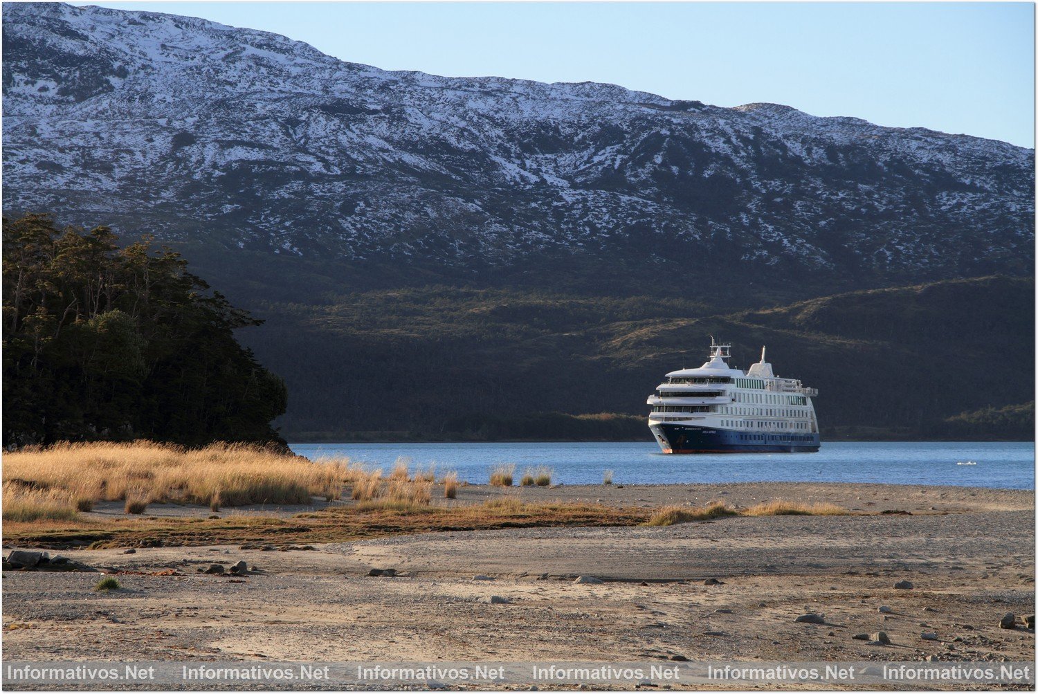 Ventus Australis. Viaje a los confines de la tierra: vista de la nave