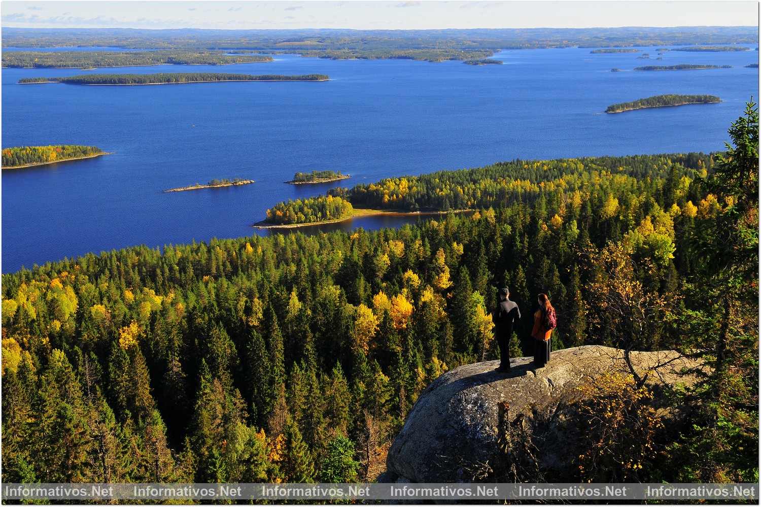 En Finlandia los bosques ocupan dos tercios de su territorio, hay más de 180.000 lagos y el aire es el tercero más limpio del planeta.