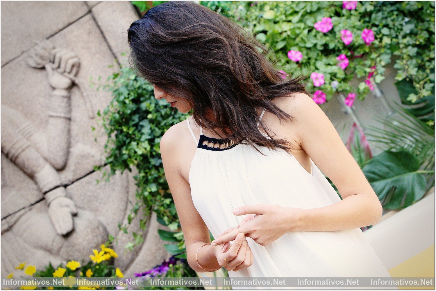 4MAY017.- 'Making of' Rocío Crusset, madrina de La Flower del CDLC Barcelona 2017