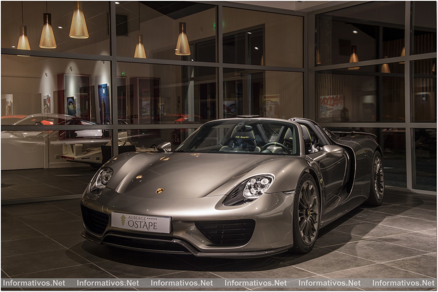 Inagurado en la primavera del 2016, L´Ecurie Ostape, es a la vez el primer museo privado de Porsche. El espacio está protegido por video vigilancia y alarma y cuenta con un garaje con un equipo de profesionales a su disposición.