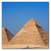 :: Pulse para Ampliar :: Egypte, le Caire: les pyramides de Guize