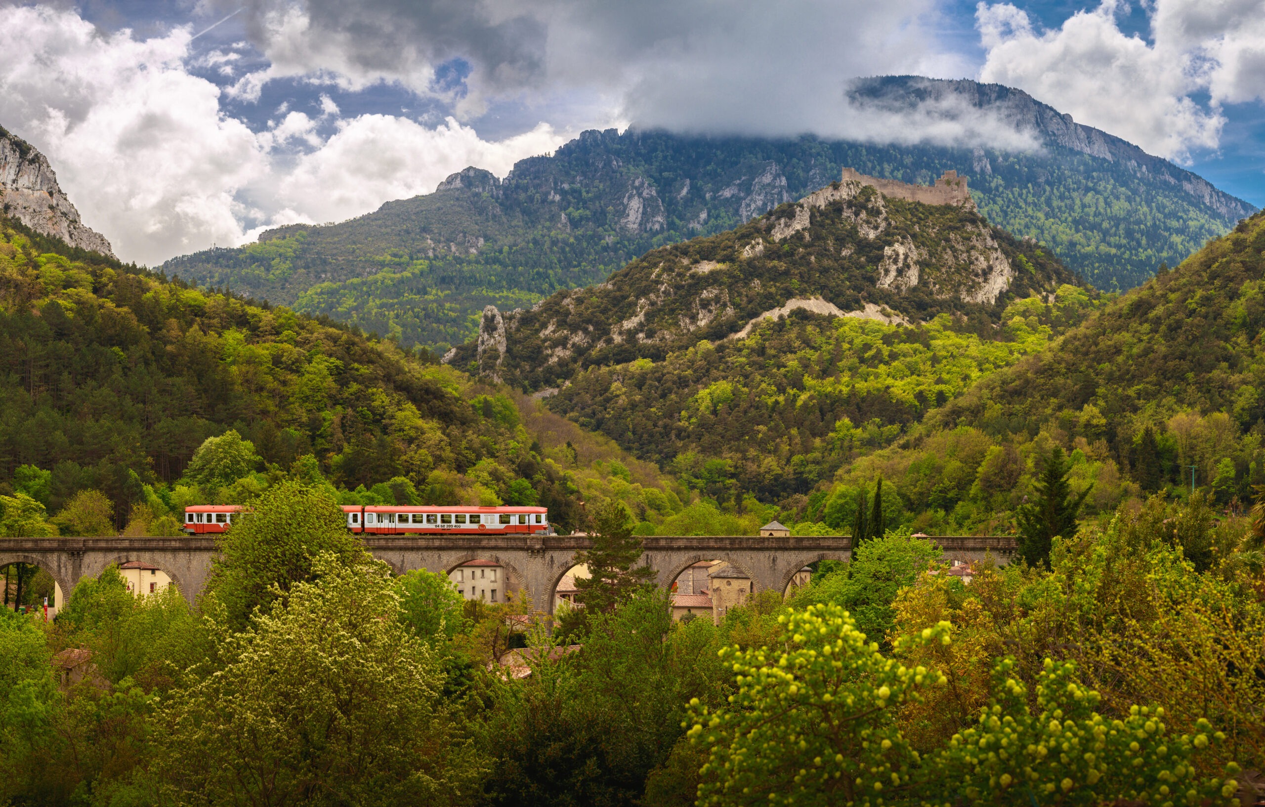lapradelle-puilaurens-2019-07-train-rouge-chateau-by-vincent-photographie-c-dep-aude